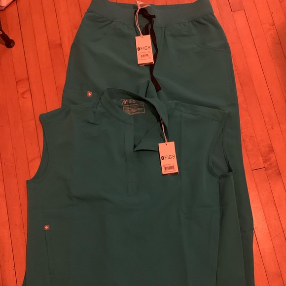 Figs Teal Scrubs - Picture 2 of 5